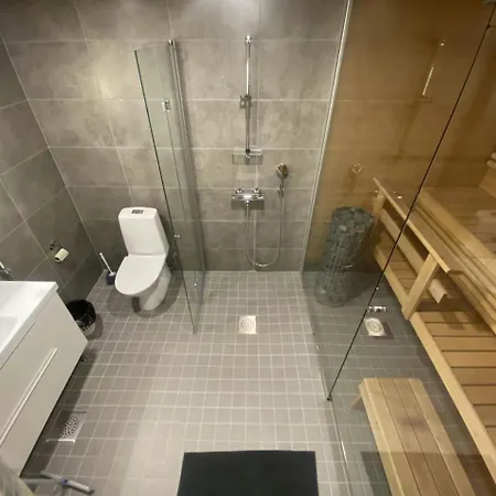 Apartment Spacious For 4 With Sauna *